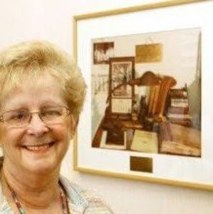 Meet your Posher, Sharon